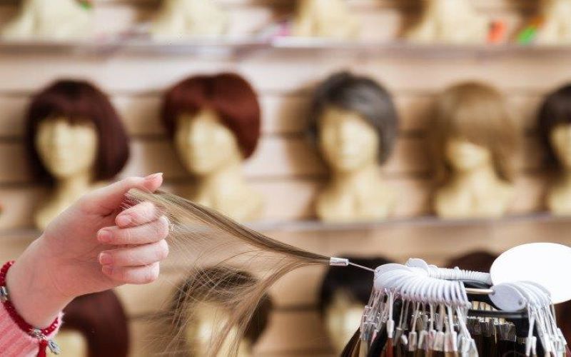 A word on how to keep wigs made of human hair