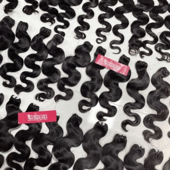 Natural Black Color Body Wavy Raw Weft Hair Available to Ship