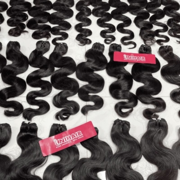 Natural Black Color Body Wavy Raw Weft Hair Available to Ship