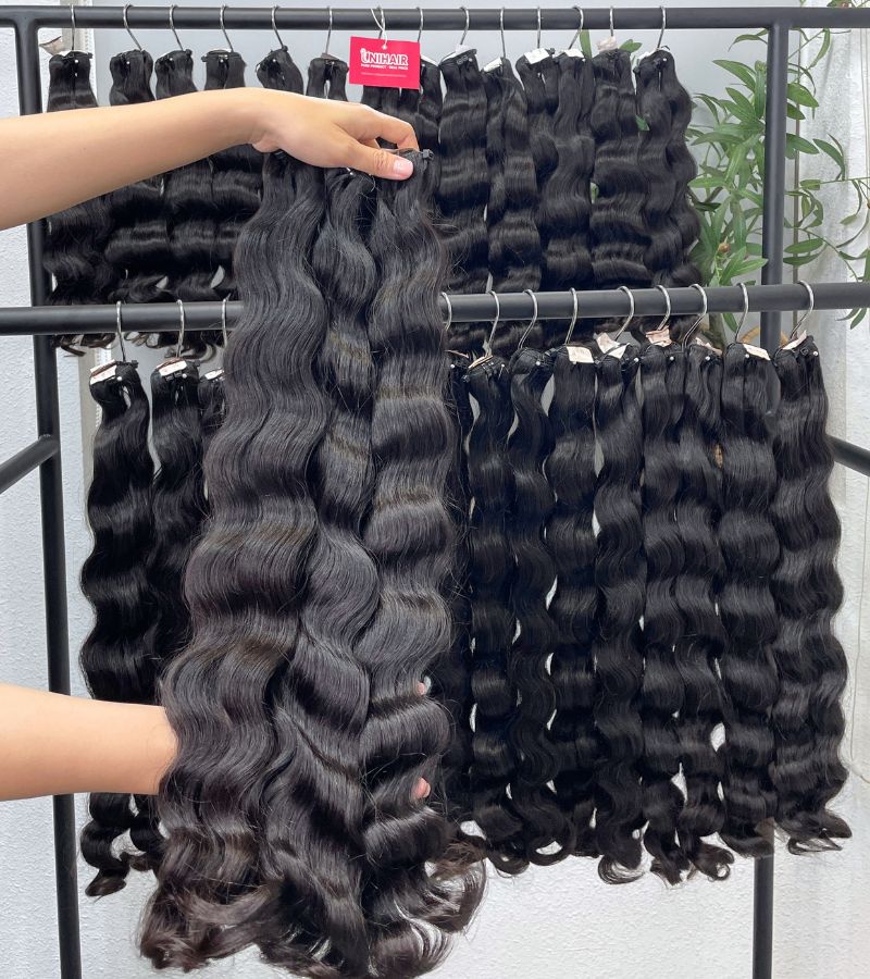 Raw Hair image 10 showing product gallery close-up by Unihairvn Vietnam hair factory Raw Hair image 10 showing product gallery close-up by Unihairvn Vietnam hair factory
