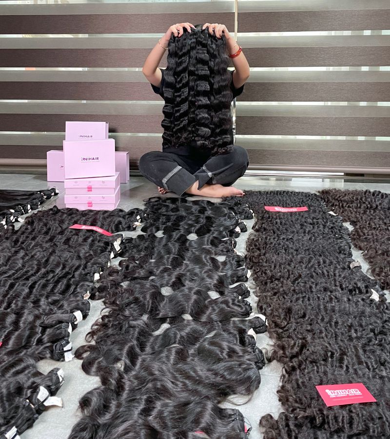 Raw Hair image 7 showing product gallery close-up by Unihairvn Vietnam hair factory Raw Hair image 7 showing product gallery close-up by Unihairvn Vietnam hair factory