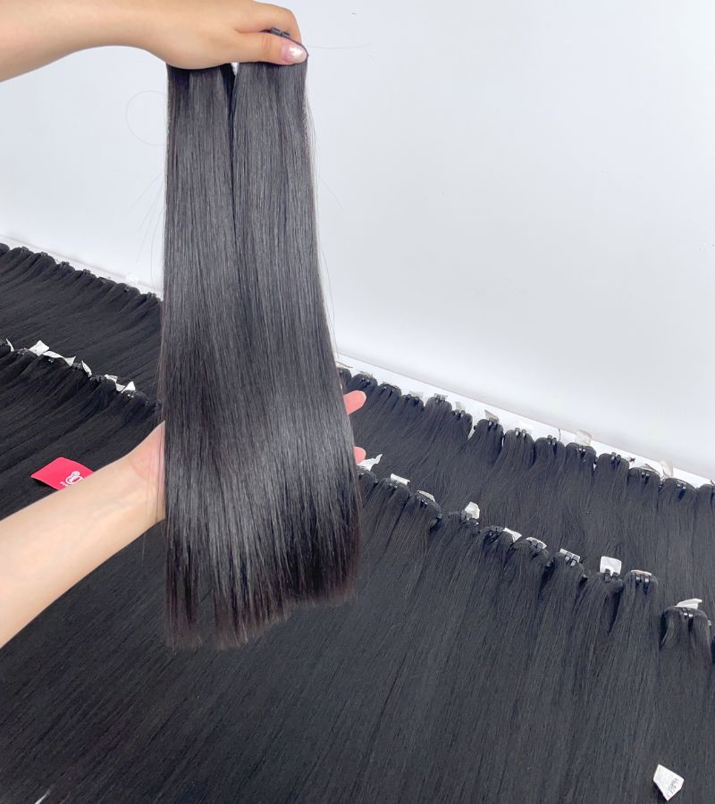 Raw Hair image 2 showing product gallery close-up by Unihairvn Vietnam hair factory Raw Hair image 2 showing product gallery close-up by Unihairvn Vietnam hair factory