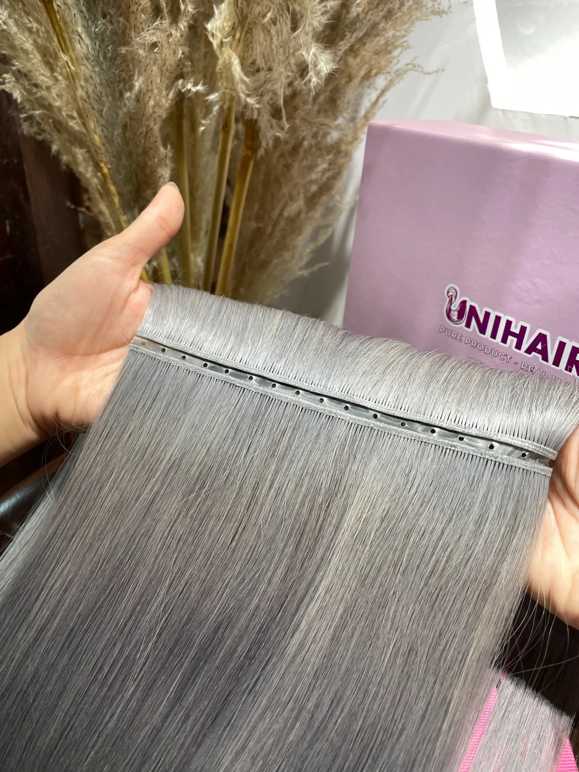 Double Genius Weft two-layer density construction close-up by Unihairvn Double Genius Weft two-layer density construction close-up by Unihairvn