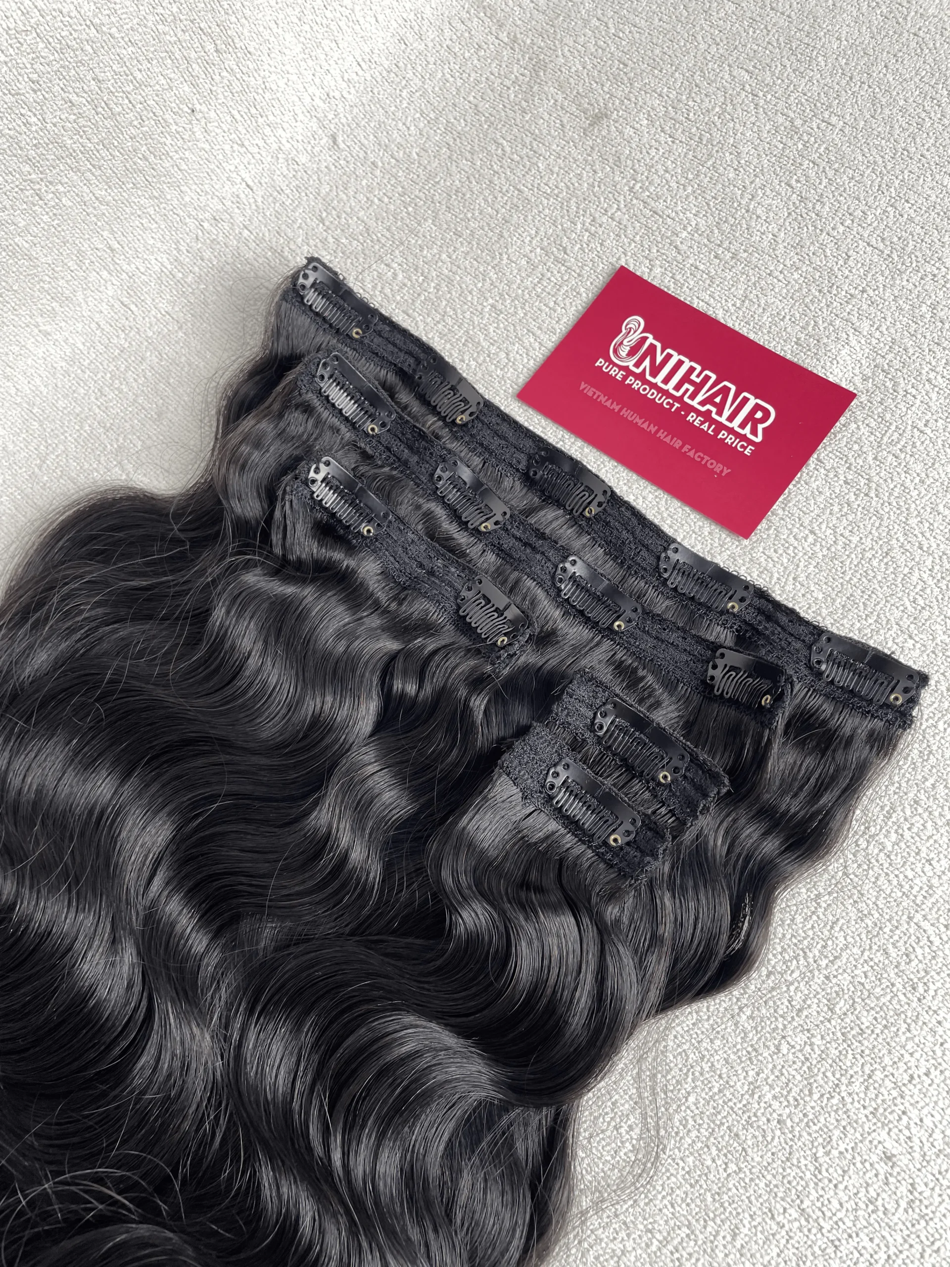 Clip-In Hair Extensions image 30 showing product gallery close-up by Unihairvn Vietnam hair factory Clip-In Hair Extensions image 30 showing product gallery close-up by Unihairvn Vietnam hair factory