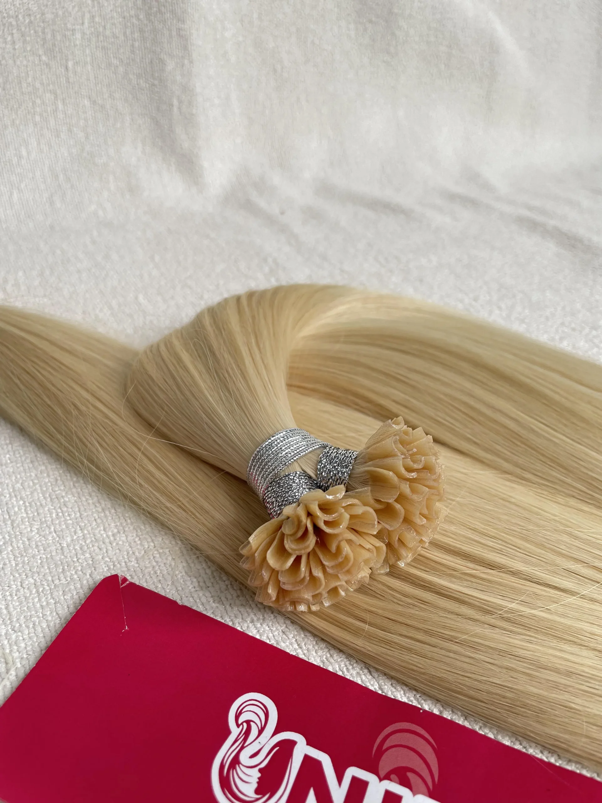 U Tip hair extension bundle texture and keratin bond detail by Unihairvn U Tip hair extension bundle texture and keratin bond detail by Unihairvn