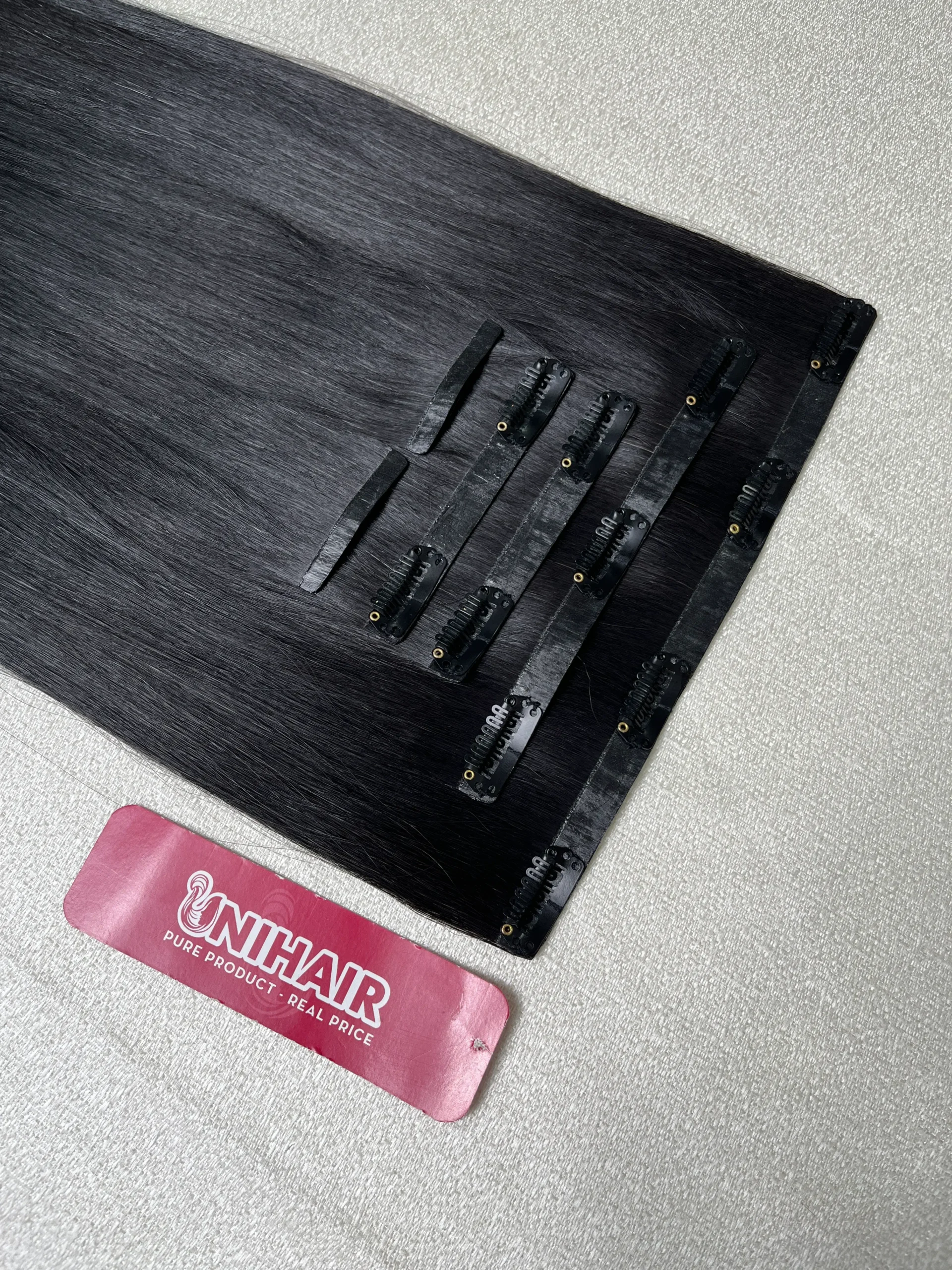 Clip-In Hair Extensions image 37 showing product gallery close-up by Unihairvn Vietnam hair factory Clip-In Hair Extensions image 37 showing product gallery close-up by Unihairvn Vietnam hair factory