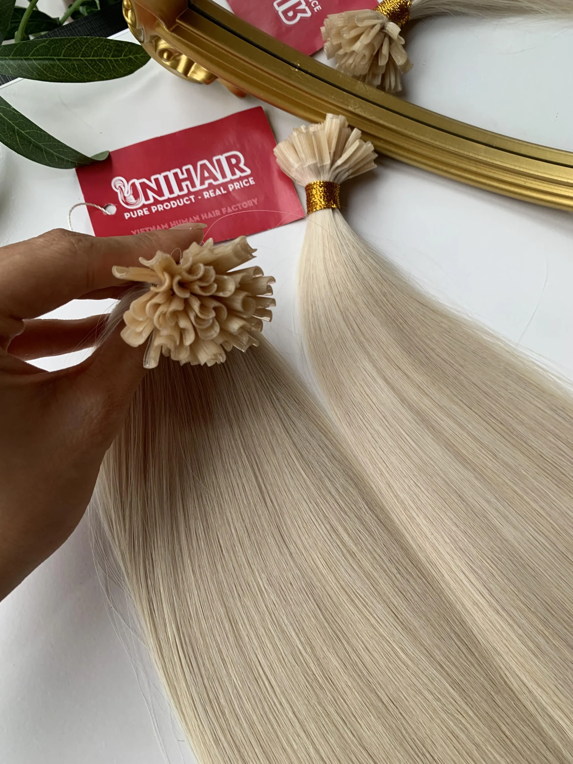 U Tip Italian Keratin individual bond close-up U Tip Italian Keratin individual bond close-up by Unihairvn Vietnam hair factory