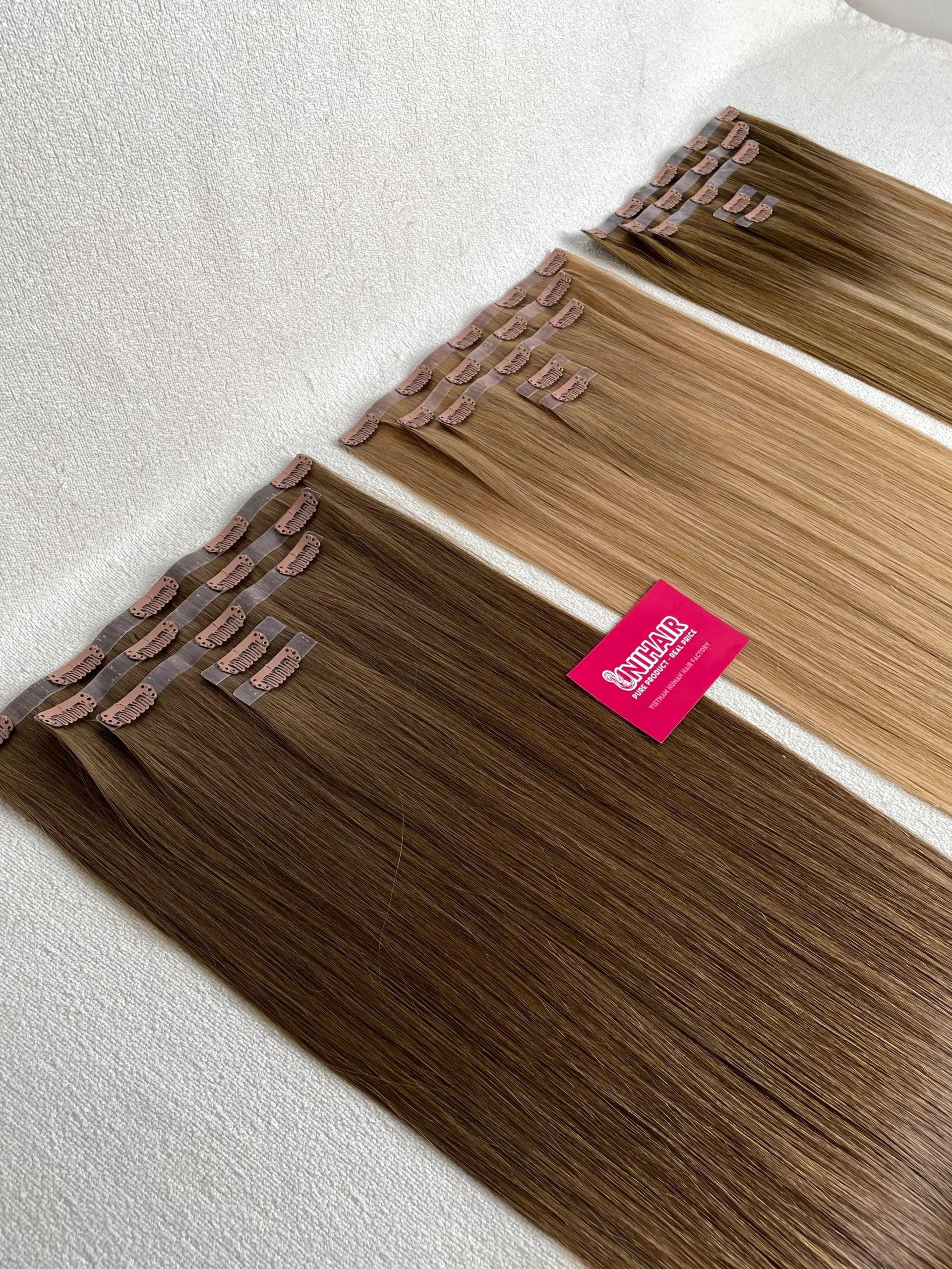 Clip-In Hair Extensions image 29 showing product gallery close-up by Unihairvn Vietnam hair factory Clip-In Hair Extensions image 29 showing product gallery close-up by Unihairvn Vietnam hair factory