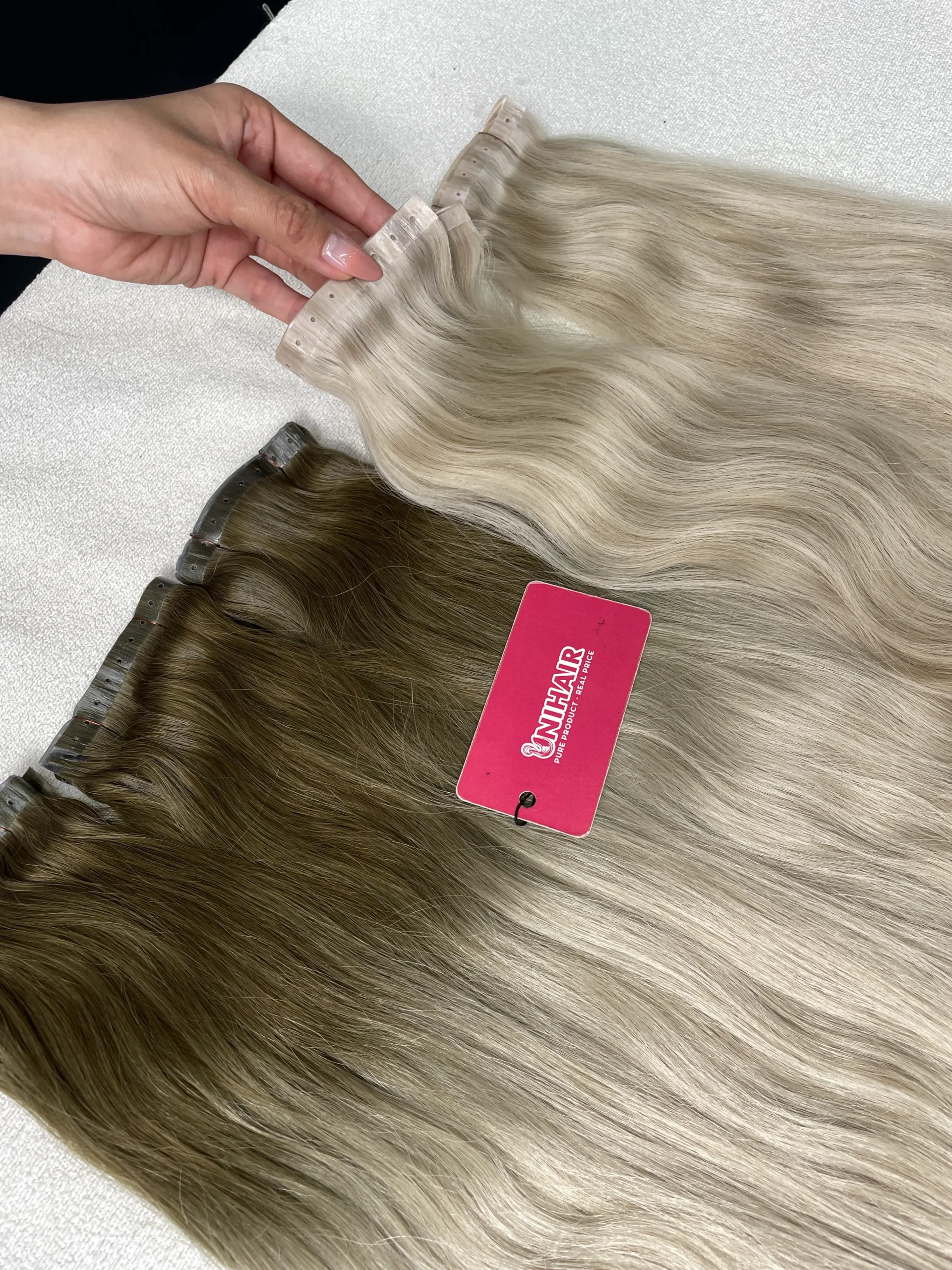 D’Amelio Weft product finish for private-label hair brands D’Amelio Weft product finish for private-label hair brands